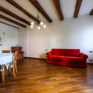  Apartamento Red Fashion Italia