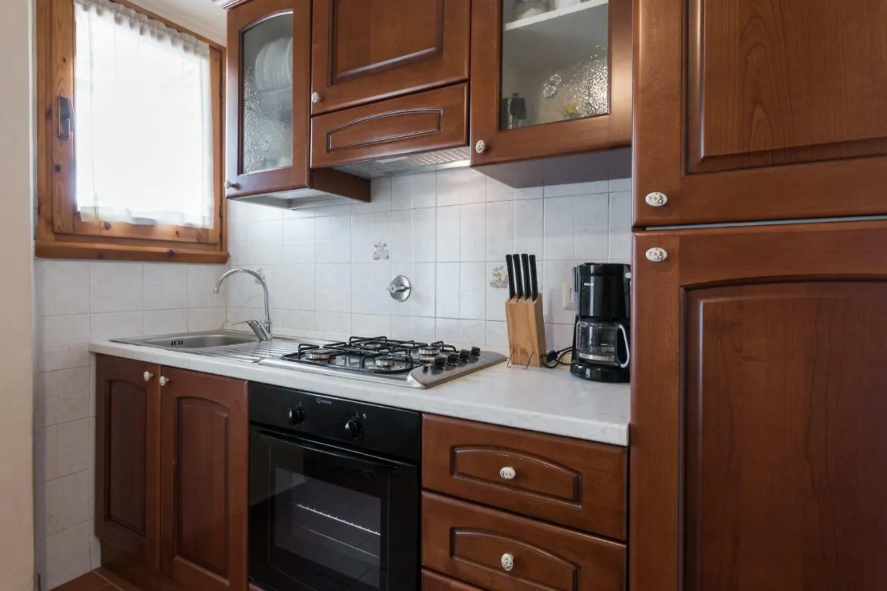 Classic Style Apartment In Center Florence